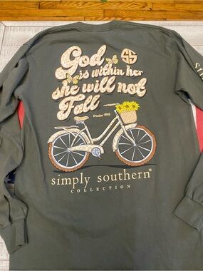 Simply Southern Olive Long-Sleeve Graphic Shirt w/Bicycle Size M Women Excellent
